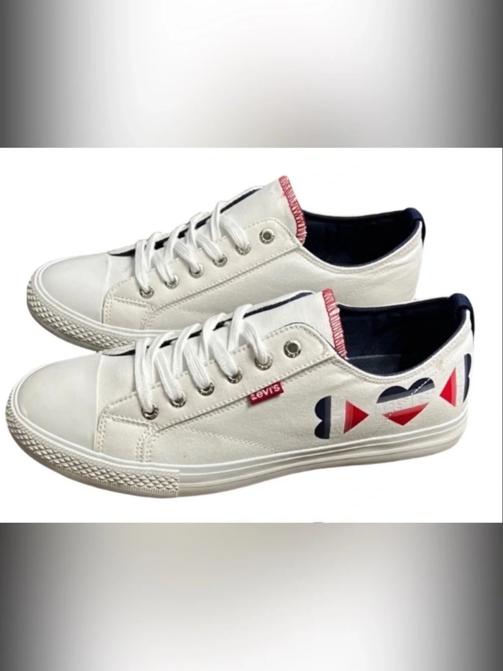 New authentic Levi's woman's designer sneakers sz 11 display